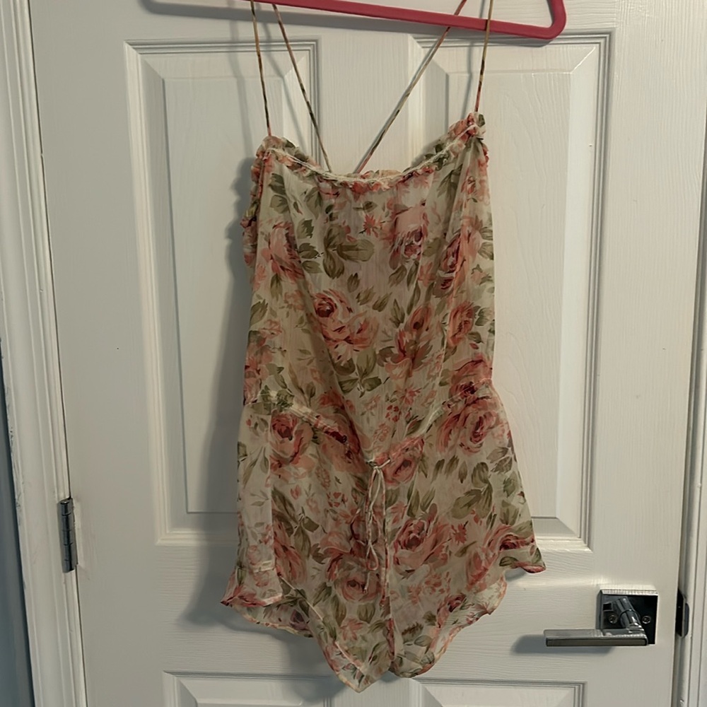 Floral Romper - Picture 2 of 7